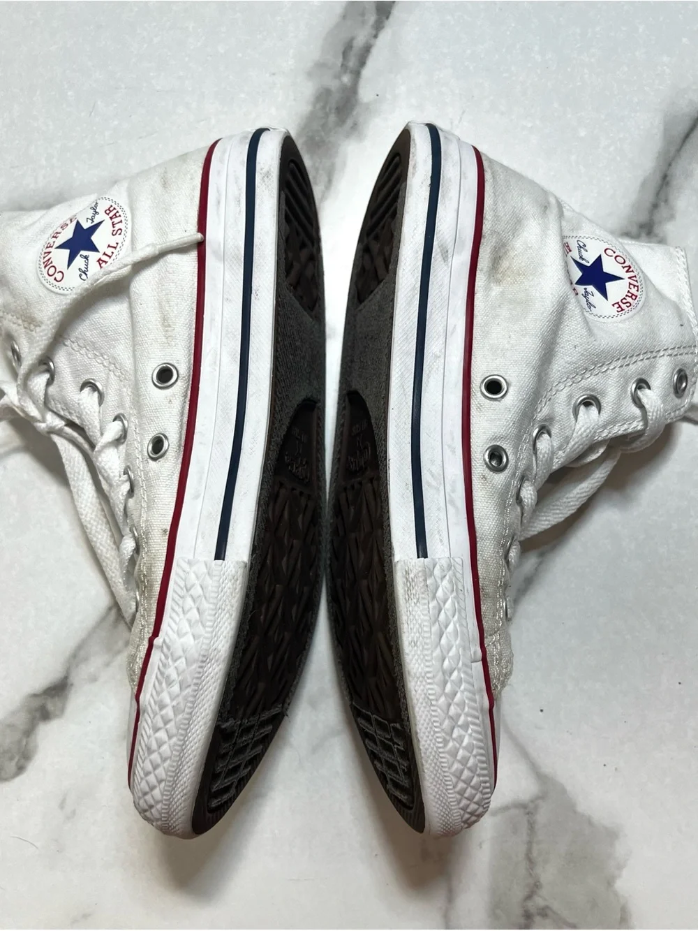 Converse Chuck Taylor White High Tops Kids Size 2.5